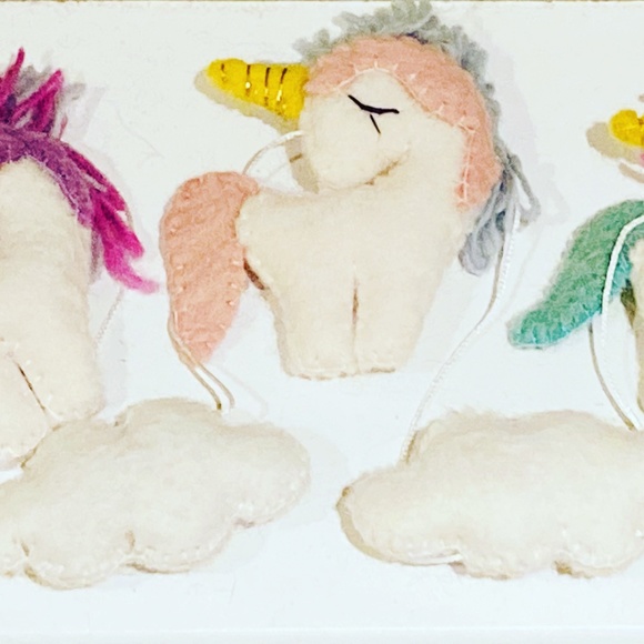 Unicorn Garland - Picture 5 of 5